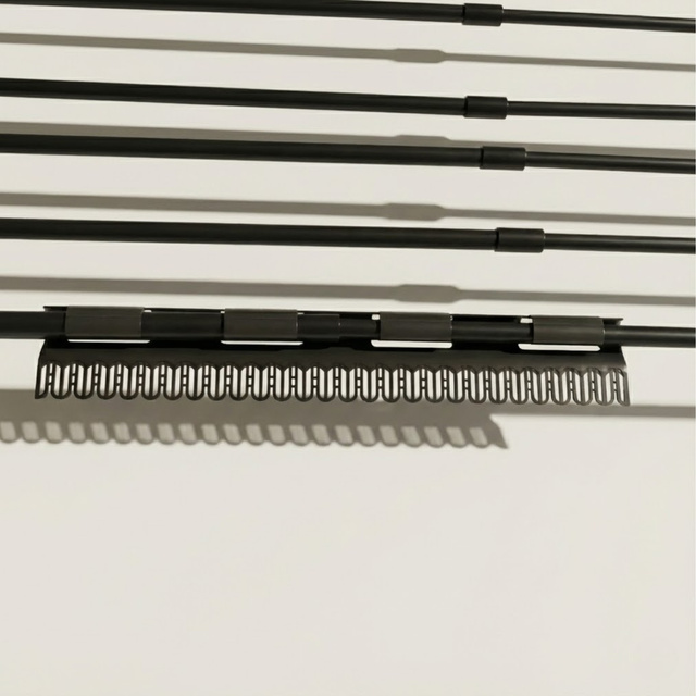 Teleszkópos ruhaszárító kinyitható karokkal, 200-260 cm, SVARTO