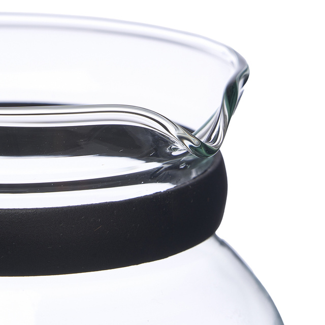 Üvegkancsó túlfolyószűrővel és fedéllel, 1,2 l